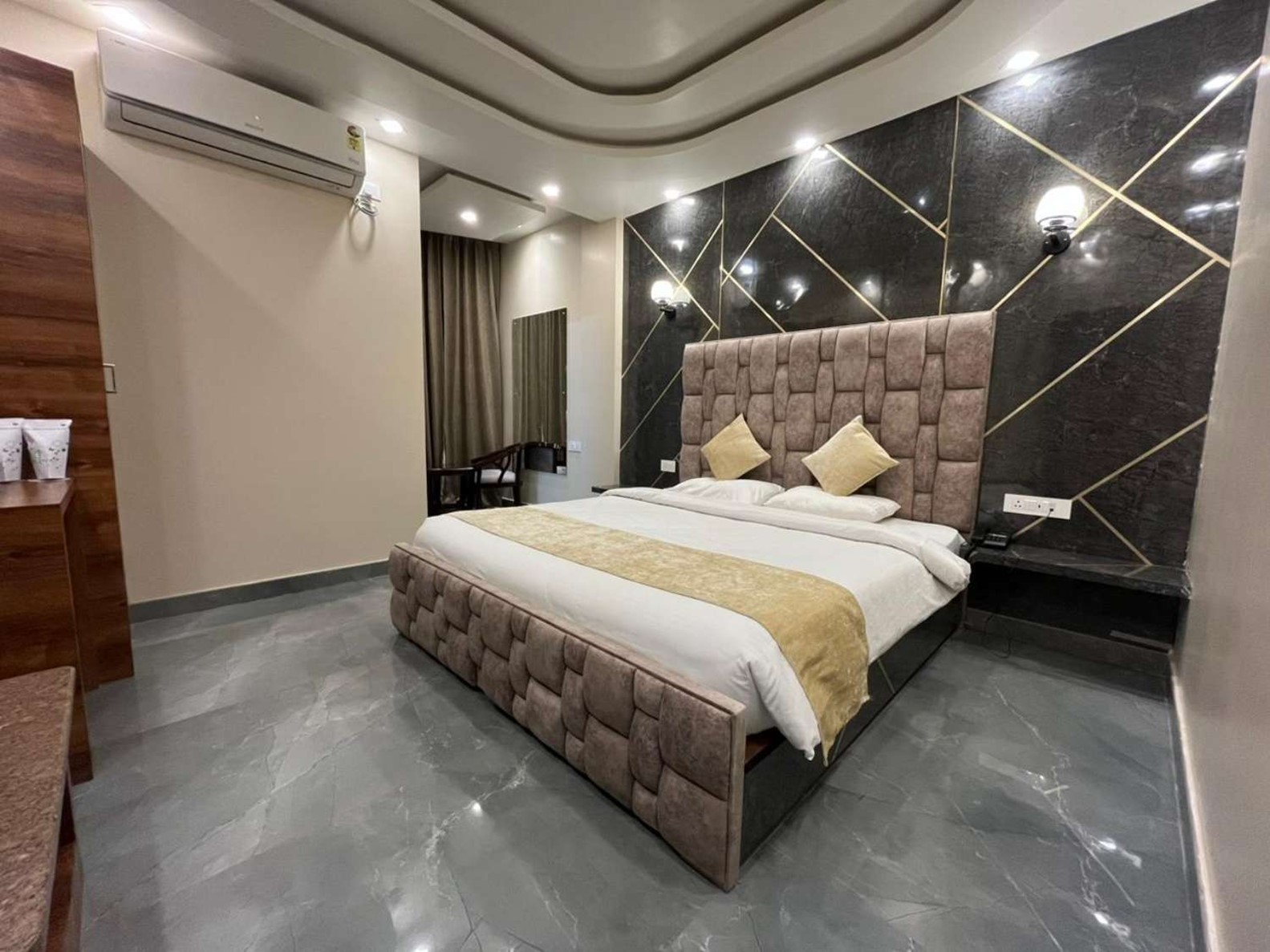 Executive Room - Bedroom